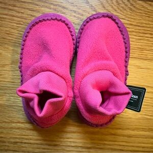 LL bean fleece booties slippers fuschia size 3-4 toddler